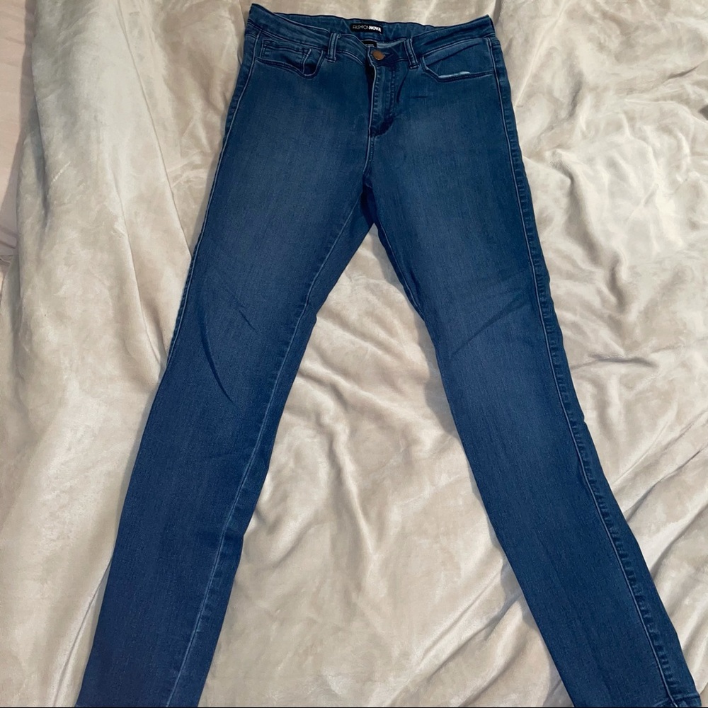 FASHION NOVA skinny jeans - Picture 2 of 5